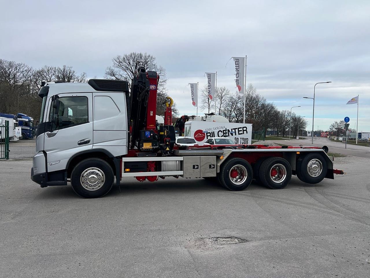 Volvo FMX 500 8x4*4 Tridem Kranv&auml;xlare Euro 6 2022 - Kran
