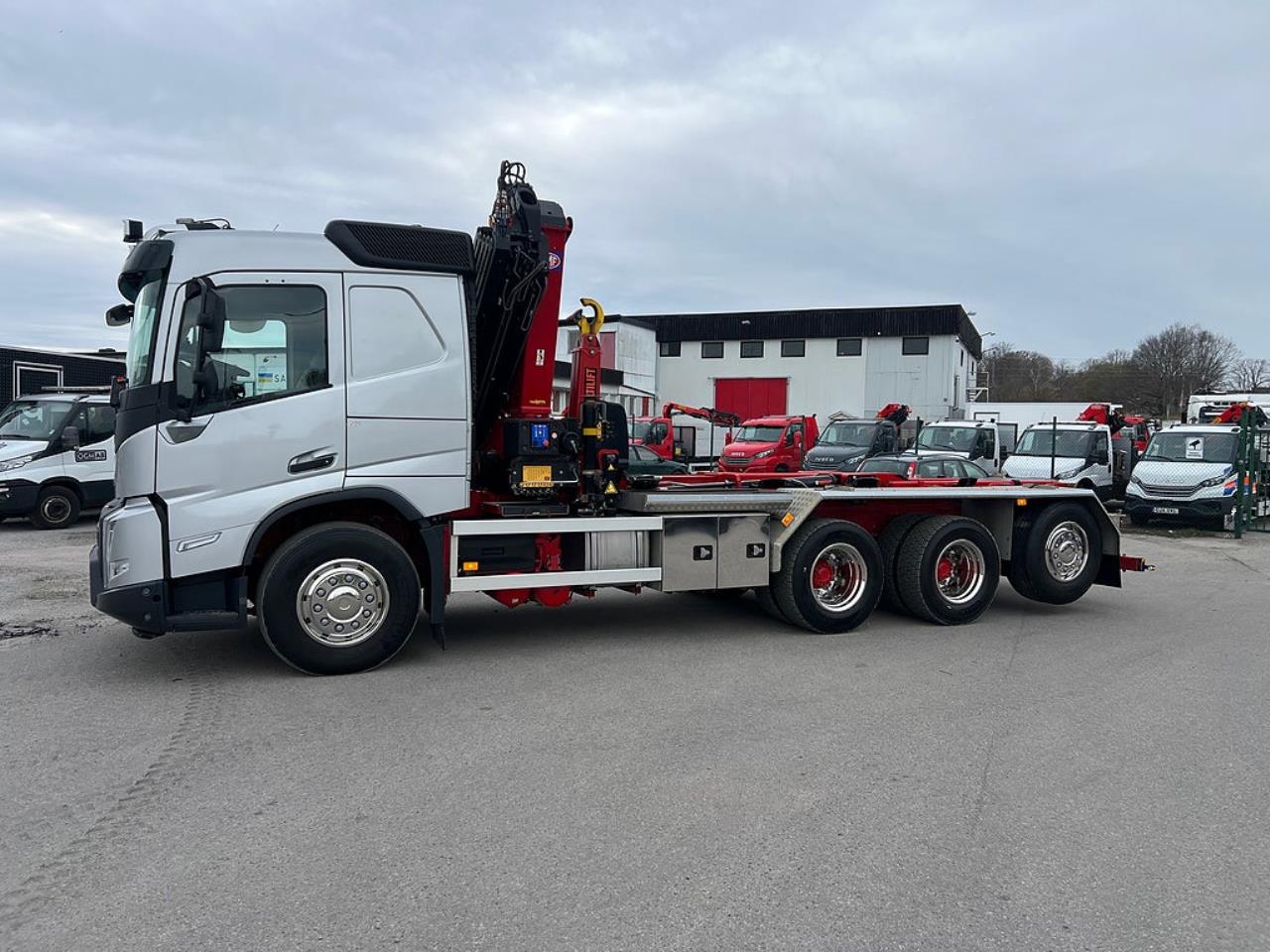 Volvo FMX 500 8x4*4 Tridem Kranv&auml;xlare Euro 6 2022 - Kran