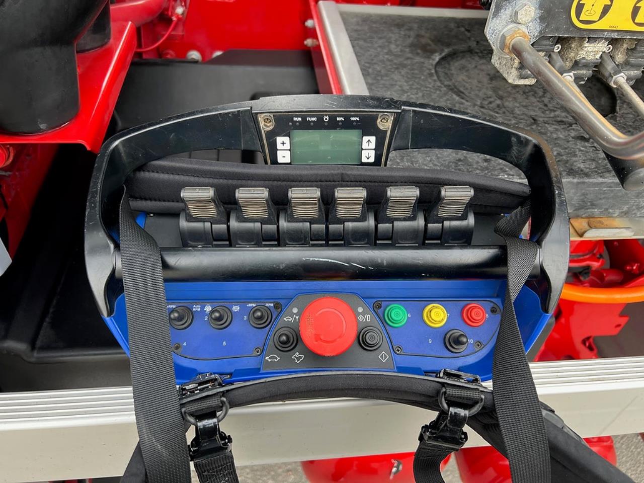 Volvo FMX 500 8x4*4 Tridem Kranv&auml;xlare Euro 6 2022 - Kran