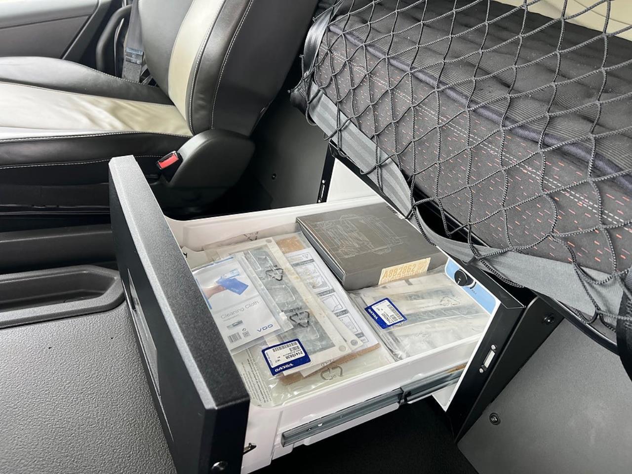 Volvo FMX 500 8x4*4 Tridem Kranv&auml;xlare Euro 6 2022 - Kran