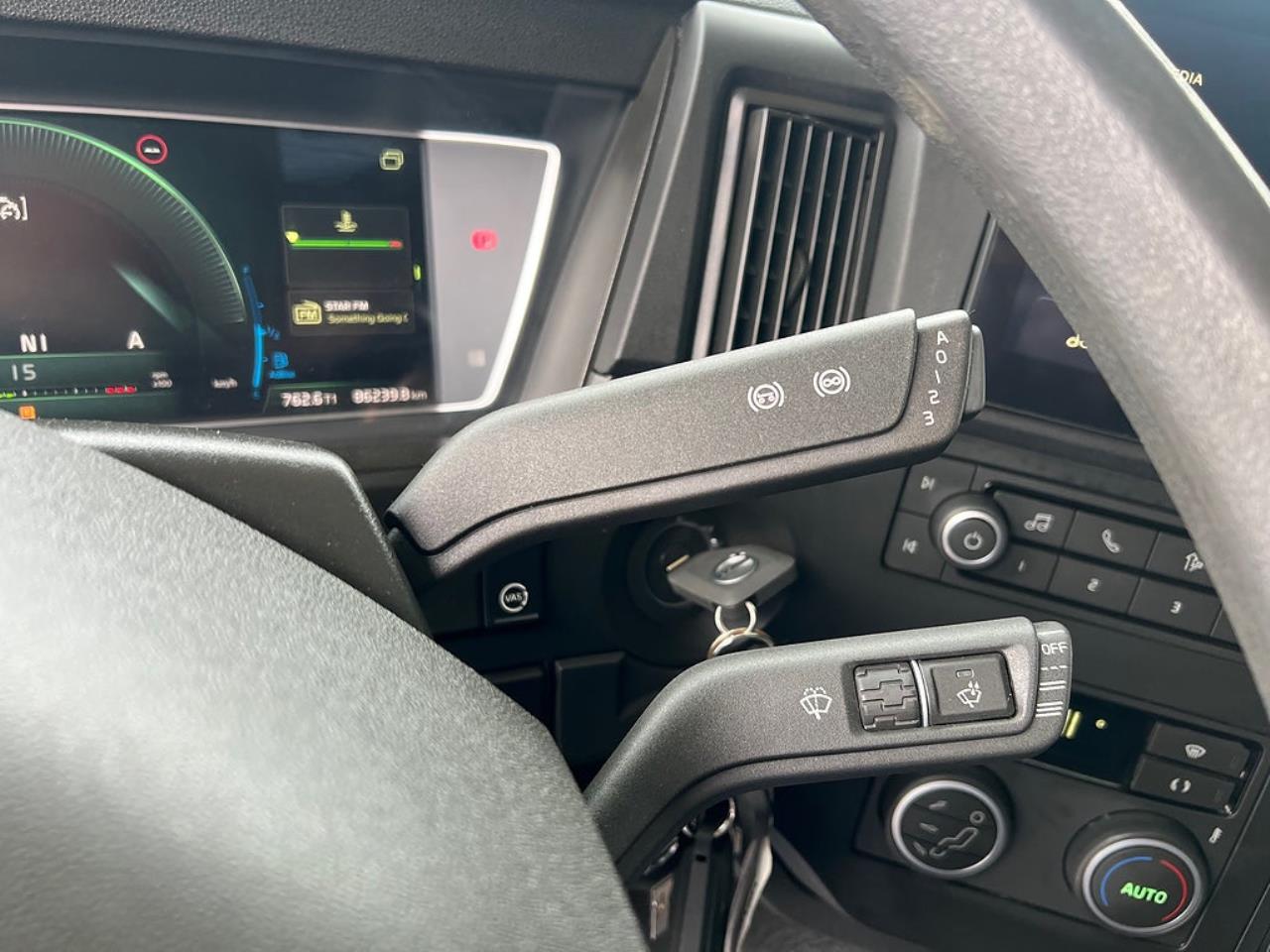 Volvo FMX 500 8x4*4 Tridem Kranv&auml;xlare Euro 6 2022 - Kran