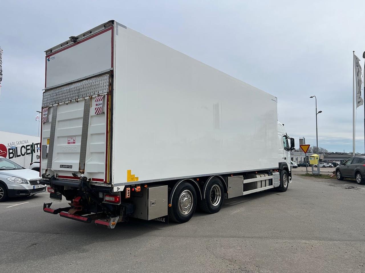 Volvo FM11 460 6x2*4 Kylbil / Frysbil 2 Zons, Korridorbil, 2 Lastplan 2019 - &Ouml;vrigt