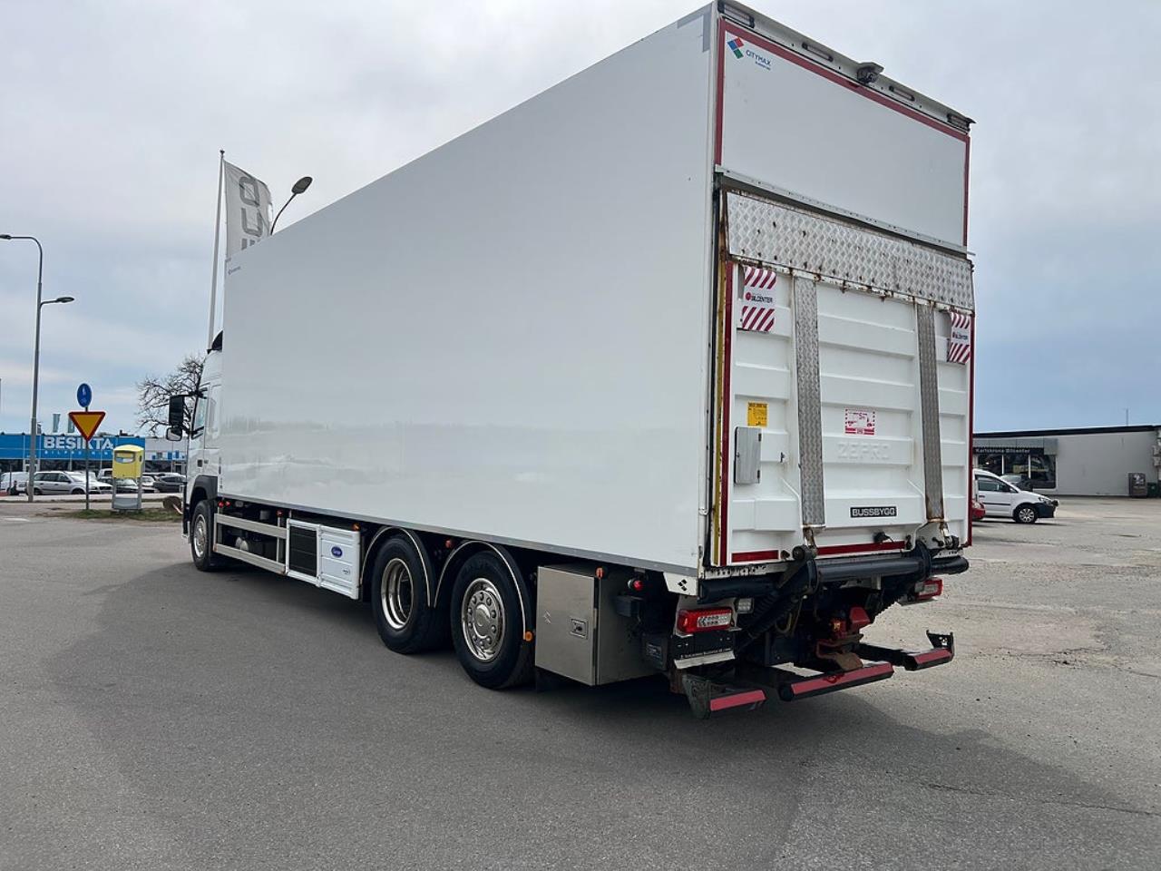 Volvo FM11 460 6x2*4 Kylbil / Frysbil 2 Zons, Korridorbil, 2 Lastplan 2019 - &Ouml;vrigt