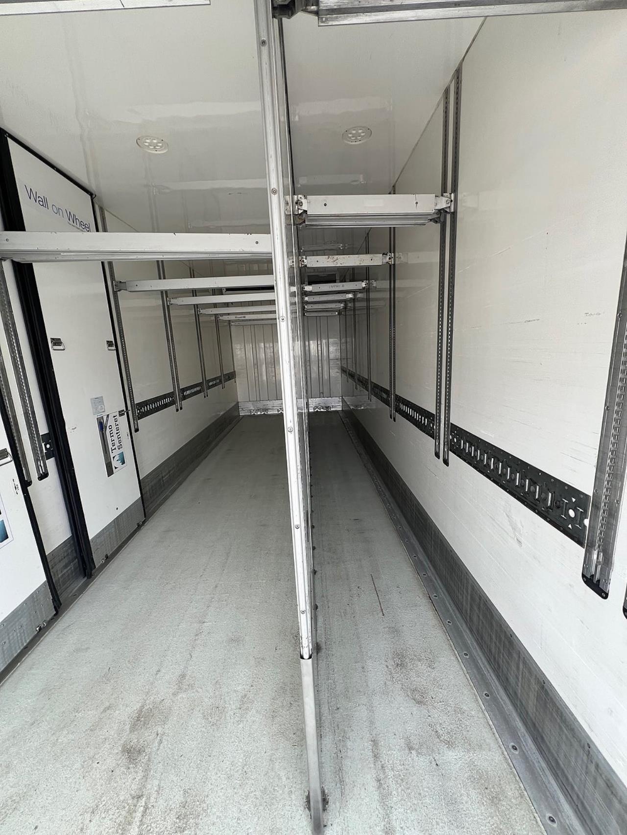 Volvo FM11 460 6x2*4 Kylbil / Frysbil 2 Zons, Korridorbil, 2 Lastplan 2019 - &Ouml;vrigt