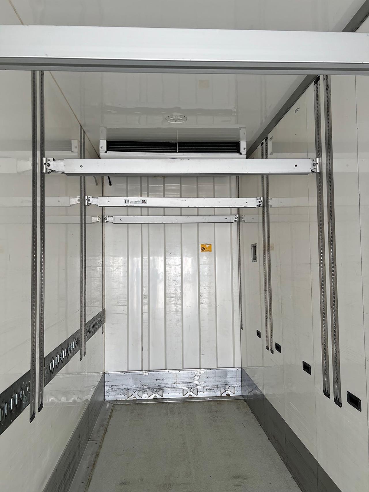 Volvo FM11 460 6x2*4 Kylbil / Frysbil 2 Zons, Korridorbil, 2 Lastplan 2019 - &Ouml;vrigt