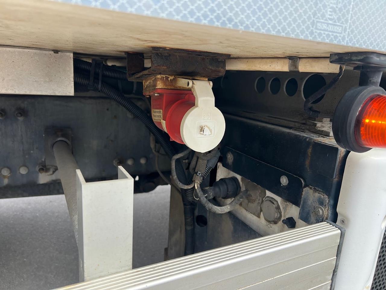 Volvo FM11 460 6x2*4 Kylbil / Frysbil 2 Zons, Korridorbil, 2 Lastplan 2019 - &Ouml;vrigt