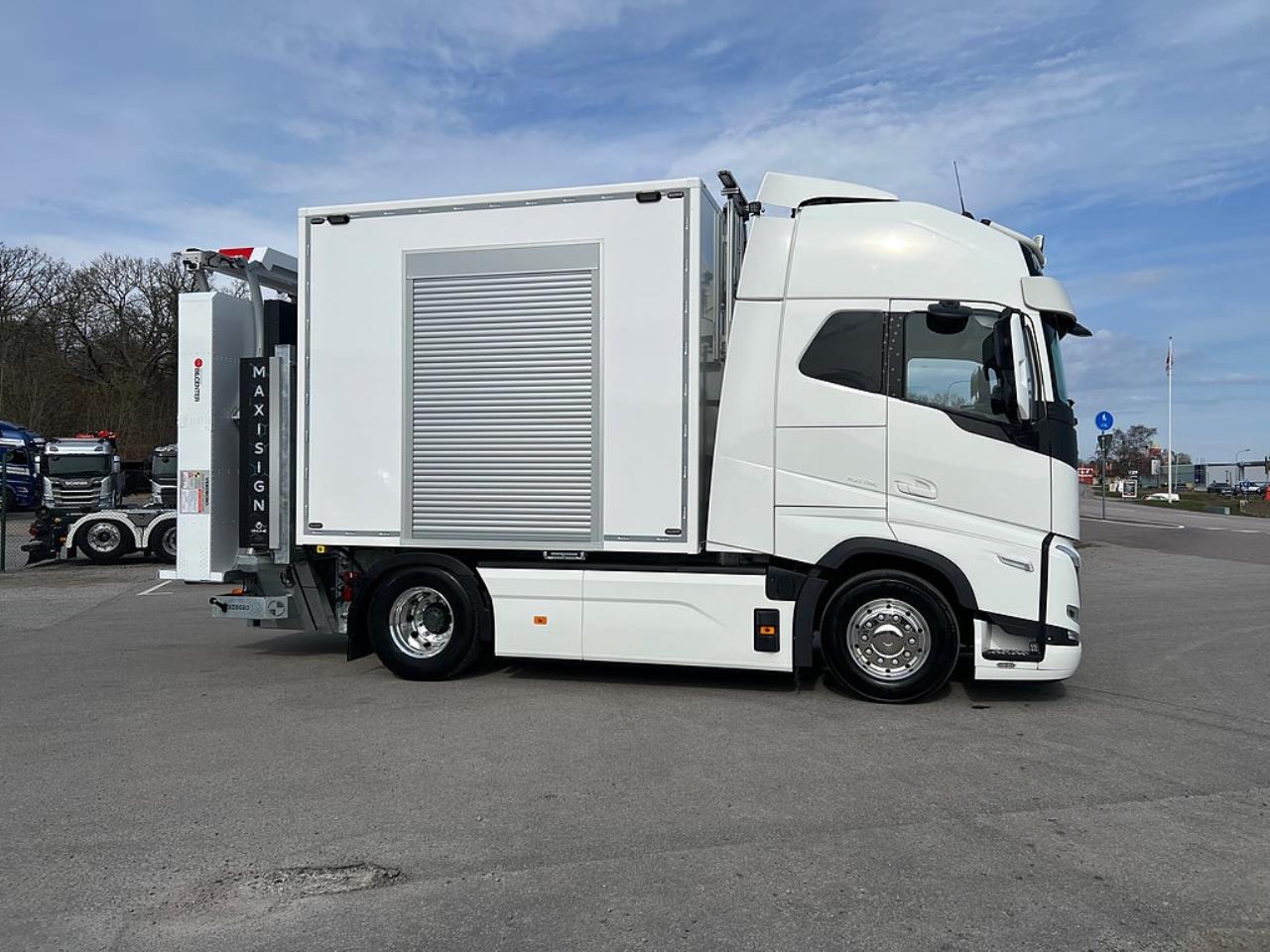 Volvo FH 4x2 Elbil TMA Bil Sk&aring;p med MaxiSign & Verdegro 2022 - Sk&aring;p