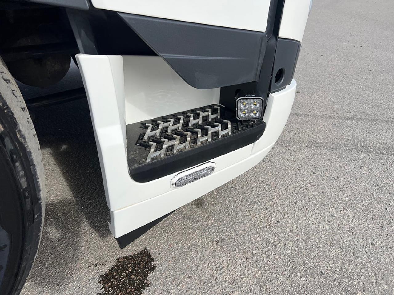 Volvo FH 4x2 Elbil TMA Bil Sk&aring;p med MaxiSign & Verdegro 2022 - Sk&aring;p