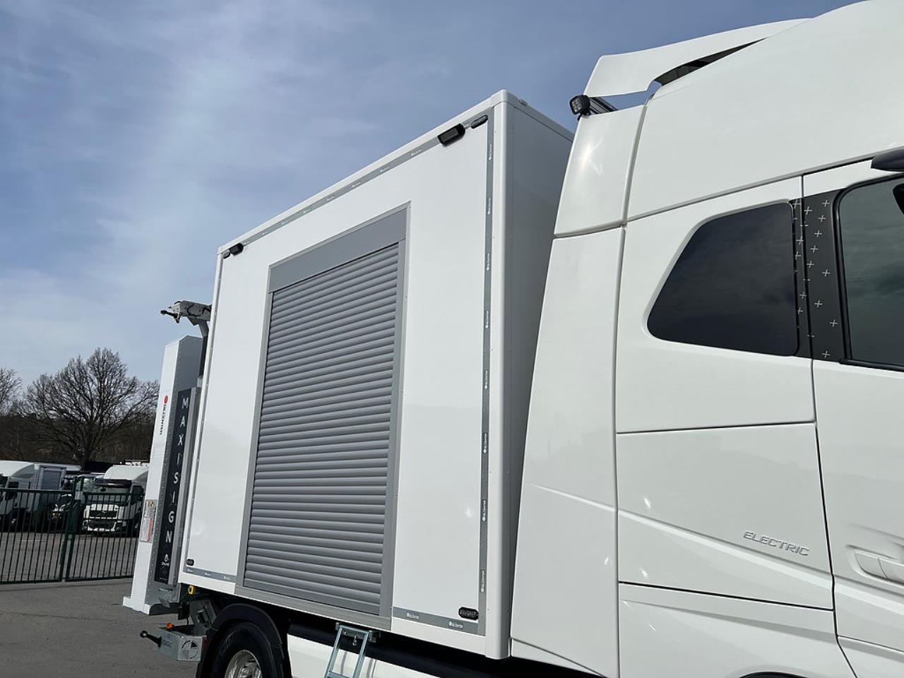 Volvo FH 4x2 Elbil TMA Bil Sk&aring;p med MaxiSign & Verdegro 2022 - Sk&aring;p