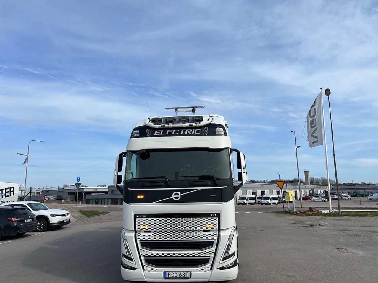Volvo FH 4x2 Elbil TMA Bil Sk&aring;p med MaxiSign & Verdegro 2022 - Sk&aring;p