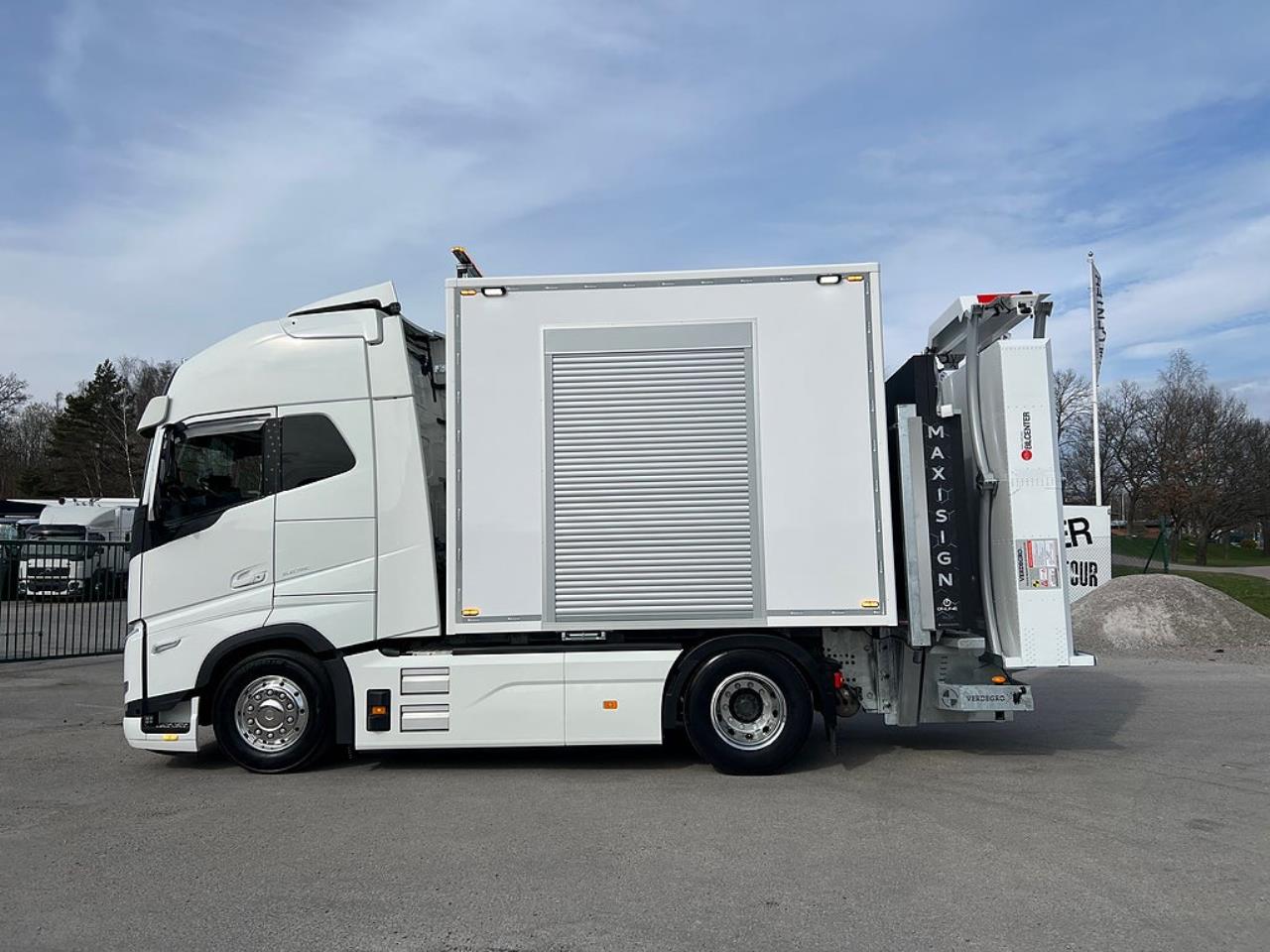 Volvo FH 4x2 Elbil TMA Bil Sk&aring;p med MaxiSign & Verdegro 2022 - Sk&aring;p