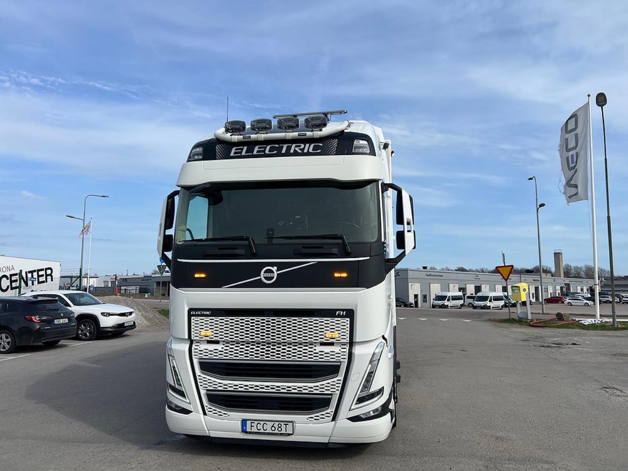 Volvo FH 4x2 Elbil TMA Bil Sk&aring;p med MaxiSign & Verdegro 2022 - Sk&aring;p