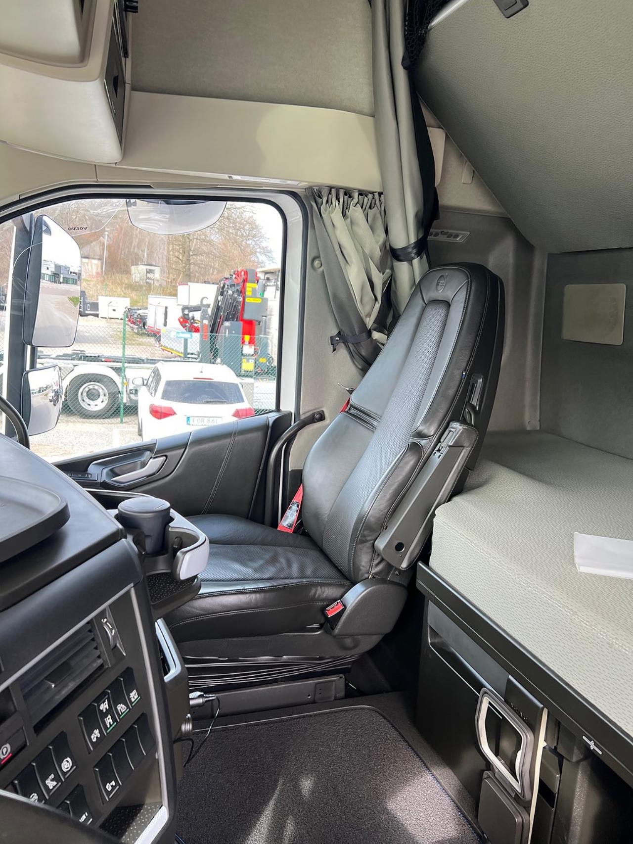 Volvo FH 4x2 Elbil TMA Bil Sk&aring;p med MaxiSign & Verdegro 2022 - Sk&aring;p