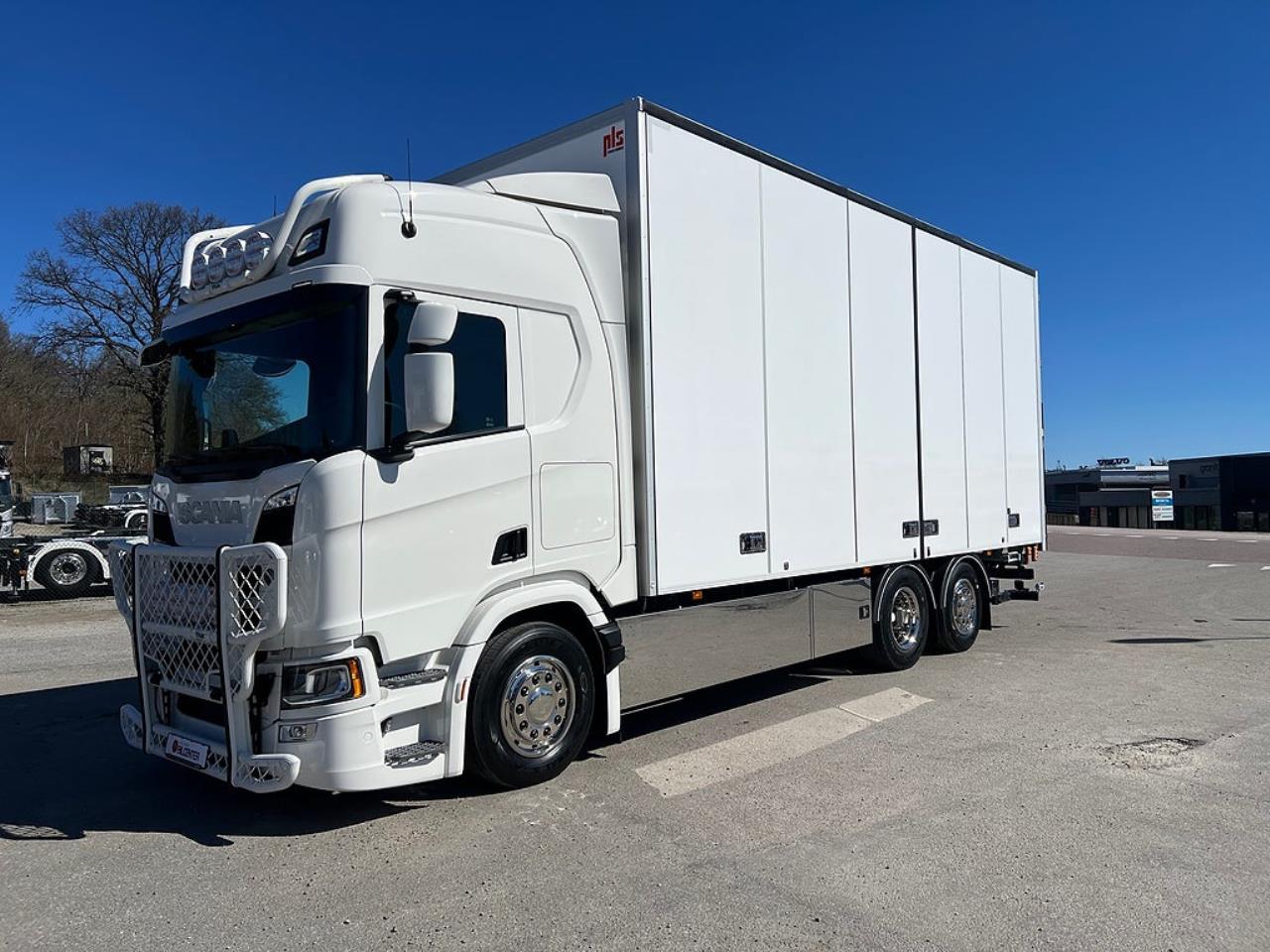 Scania R560 6x2*4 Sk&aring;pbil, &Ouml;ppningsbarsida PLS Sk&aring;p 2026 - Sk&aring;p