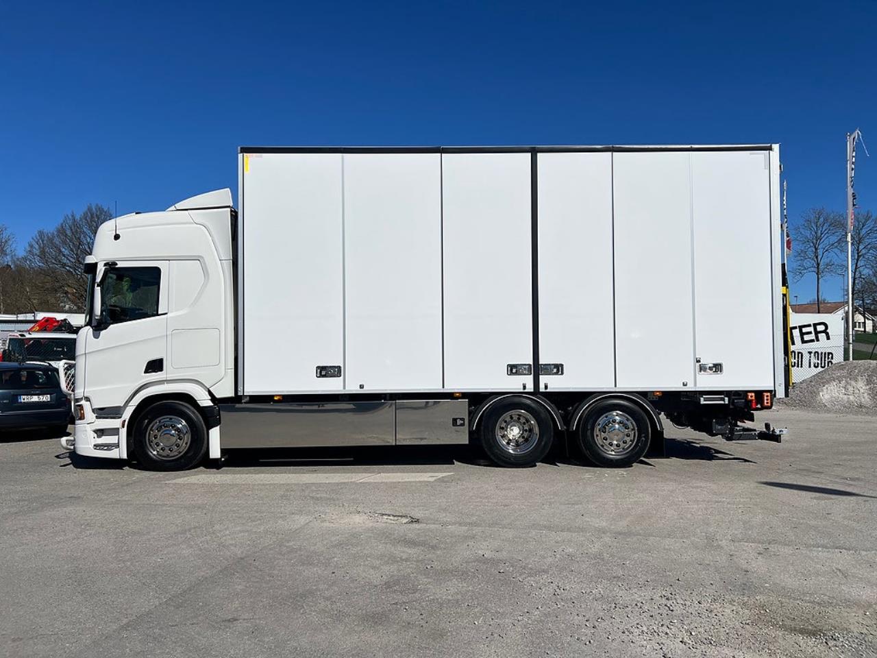 Scania R560 6x2*4 Sk&aring;pbil, &Ouml;ppningsbarsida PLS Sk&aring;p 2026 - Sk&aring;p