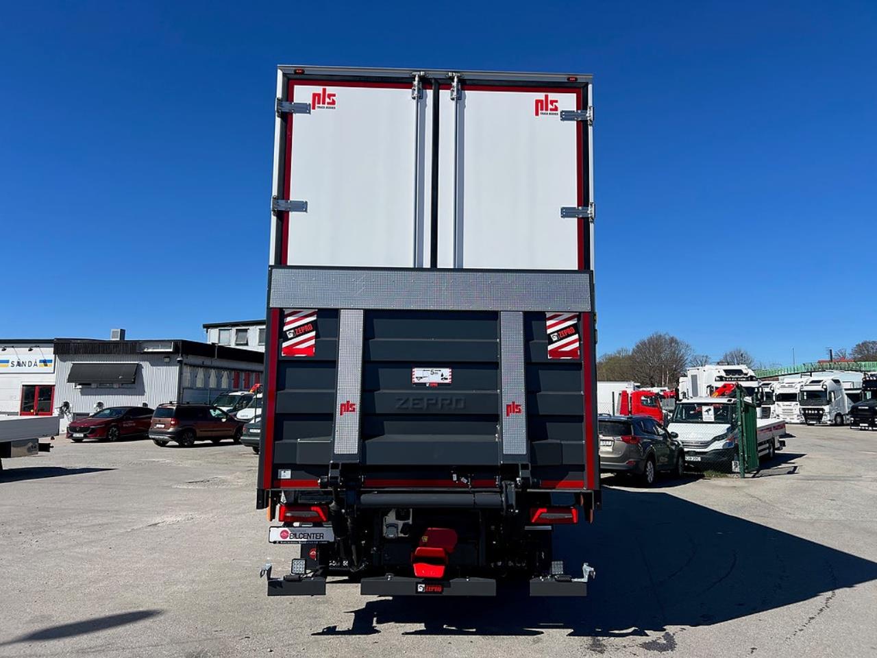 Scania R560 6x2*4 Sk&aring;pbil, &Ouml;ppningsbarsida PLS Sk&aring;p 2026 - Sk&aring;p