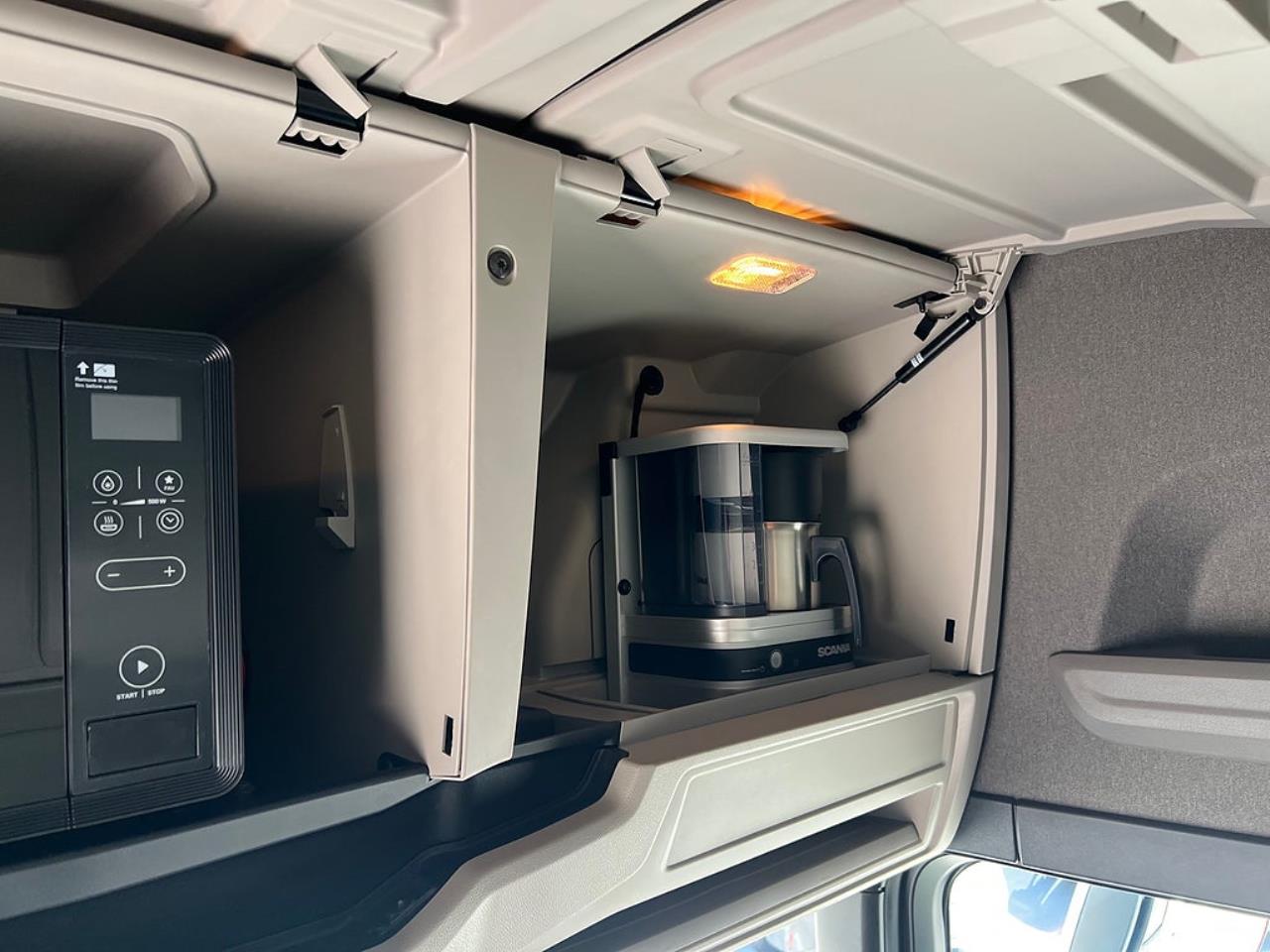 Scania R560 6x2*4 Sk&aring;pbil, &Ouml;ppningsbarsida PLS Sk&aring;p 2026 - Sk&aring;p