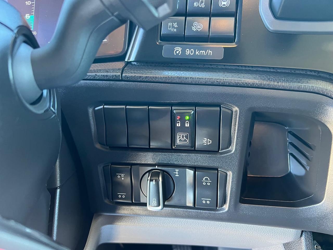 Scania R560 6x2*4 Sk&aring;pbil, &Ouml;ppningsbarsida PLS Sk&aring;p 2026 - Sk&aring;p