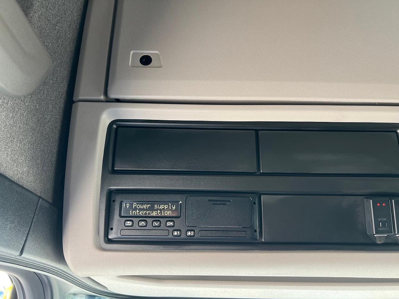 Scania R560 6x2*4 Sk&aring;pbil, &Ouml;ppningsbarsida PLS Sk&aring;p 2026 - Sk&aring;p