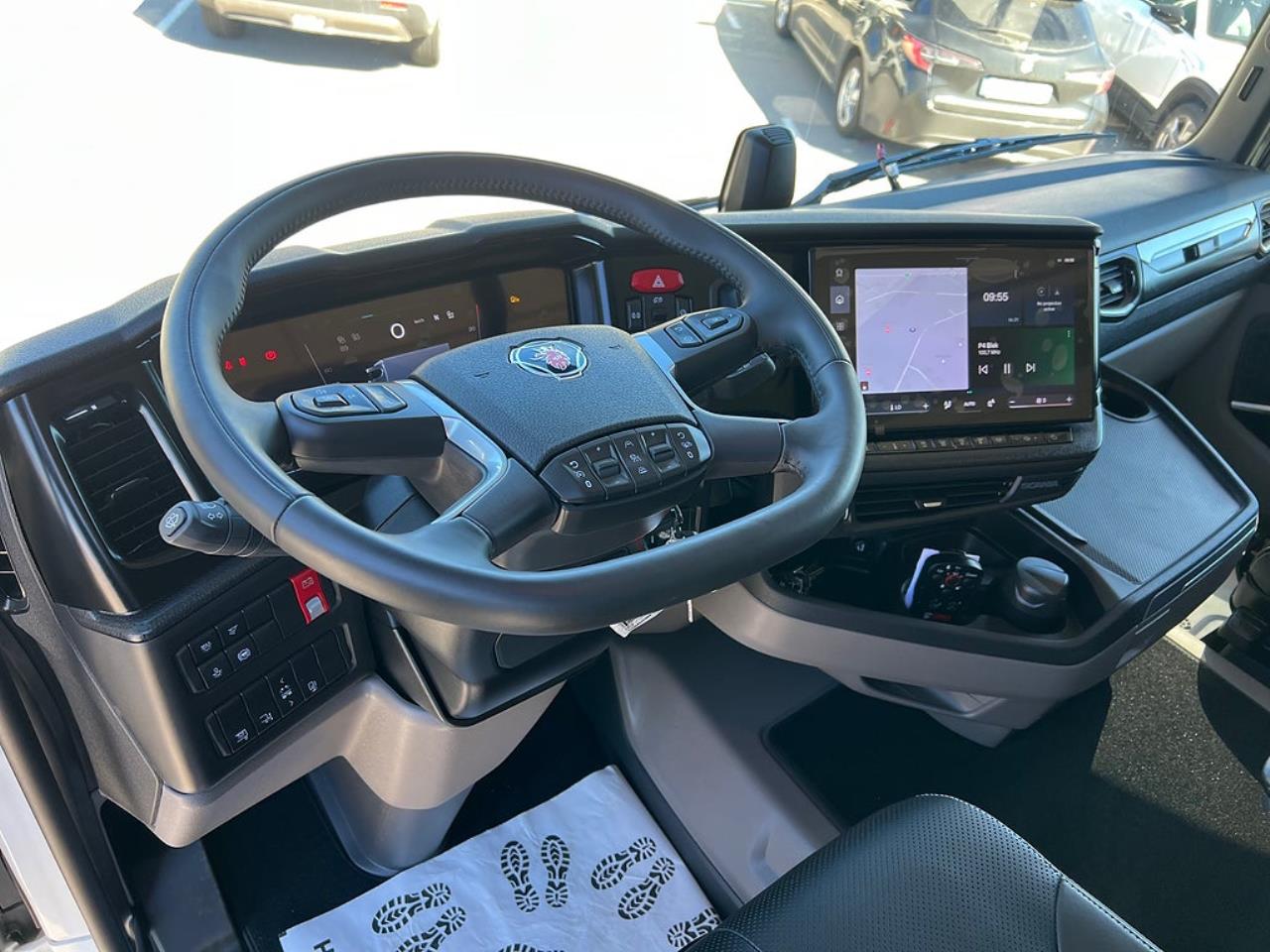 Scania R560 6x2*4 Sk&aring;pbil, &Ouml;ppningsbarsida PLS Sk&aring;p 2026 - Sk&aring;p