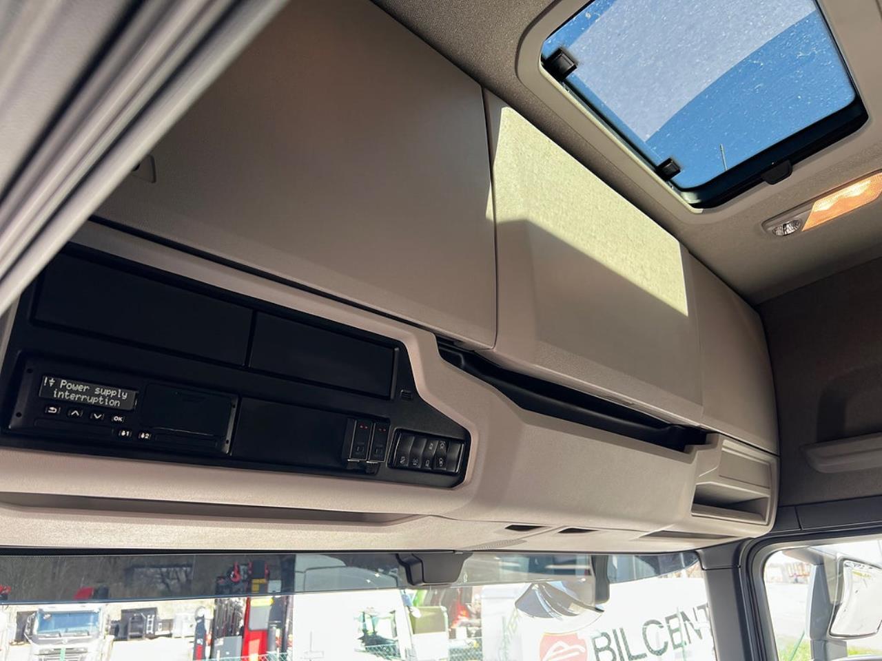 Scania R560 6x2*4 Sk&aring;pbil, &Ouml;ppningsbarsida PLS Sk&aring;p 2026 - Sk&aring;p