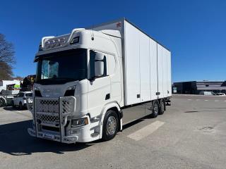 Scania R560 6x2*4 Sk&aring;pbil, &Ouml;ppningsbarsida PLS Sk&aring;p