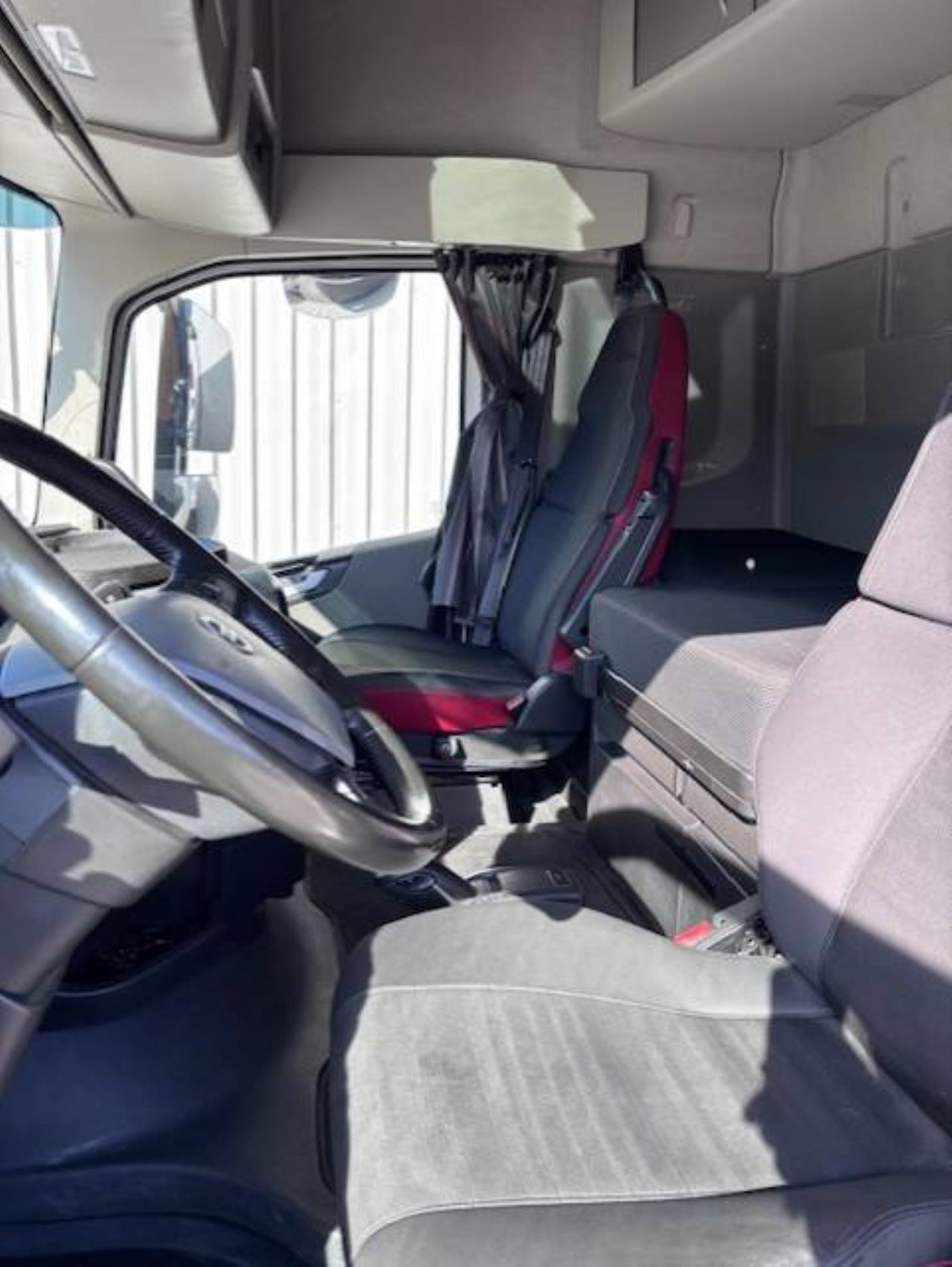 Volvo FH500 2020 - Sk&aring;p isolerat