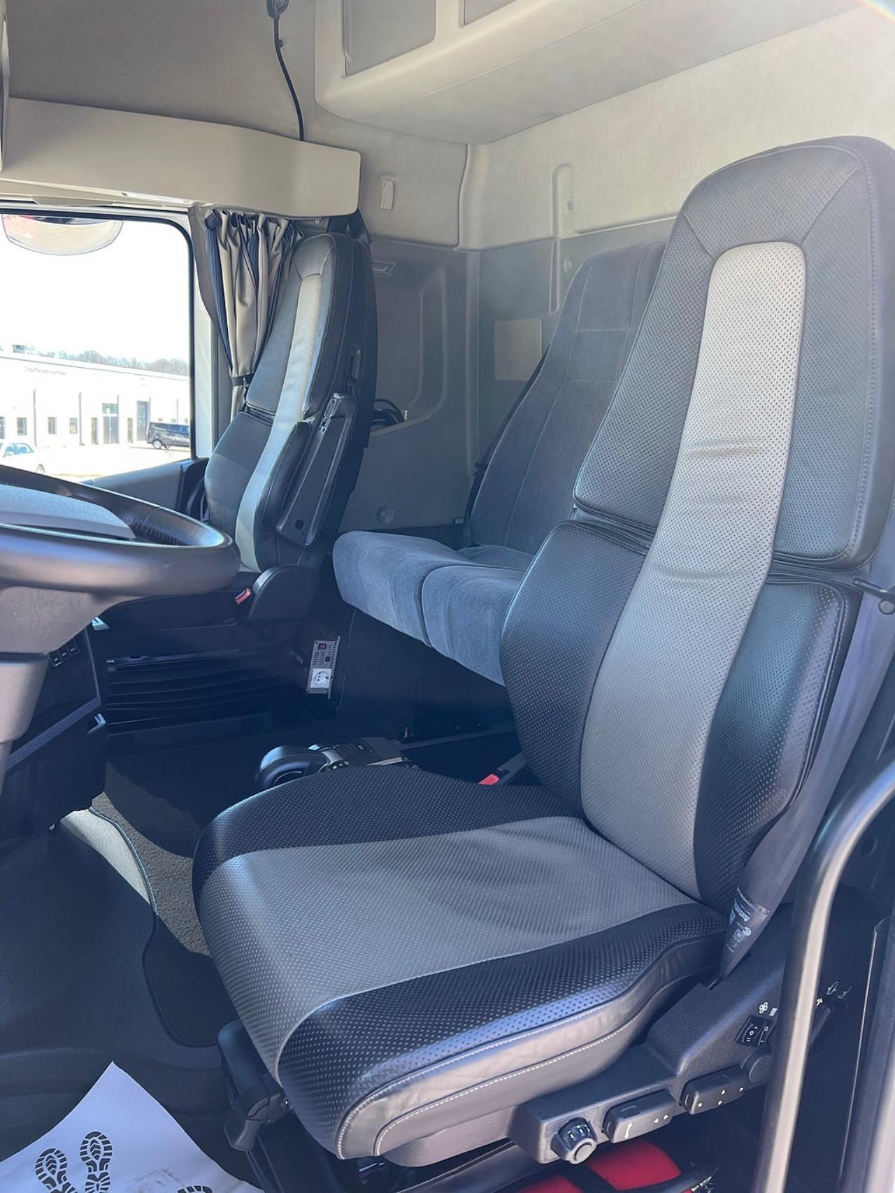 Volvo FH13 500 6x2 Dragbil *3600 Mil*, 4 Sitsig, Euro 6 2022 - Dragbil