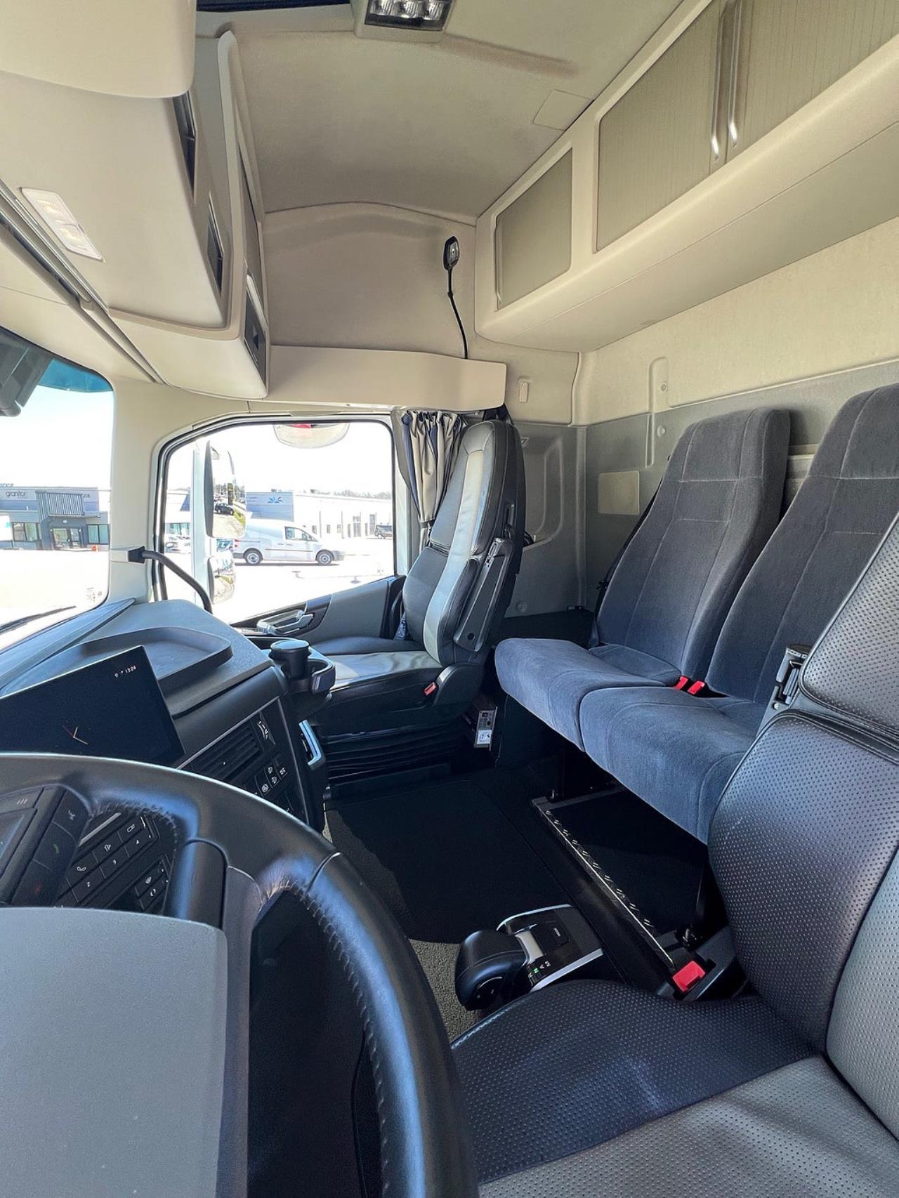 Volvo FH13 500 6x2 Dragbil *3600 Mil*, 4 Sitsig, Euro 6 2022 - Dragbil