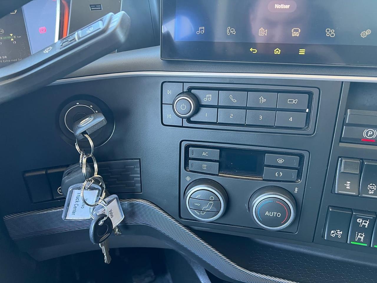 Volvo FH13 500 6x2 Dragbil *3600 Mil*, 4 Sitsig, Euro 6 2022 - Dragbil