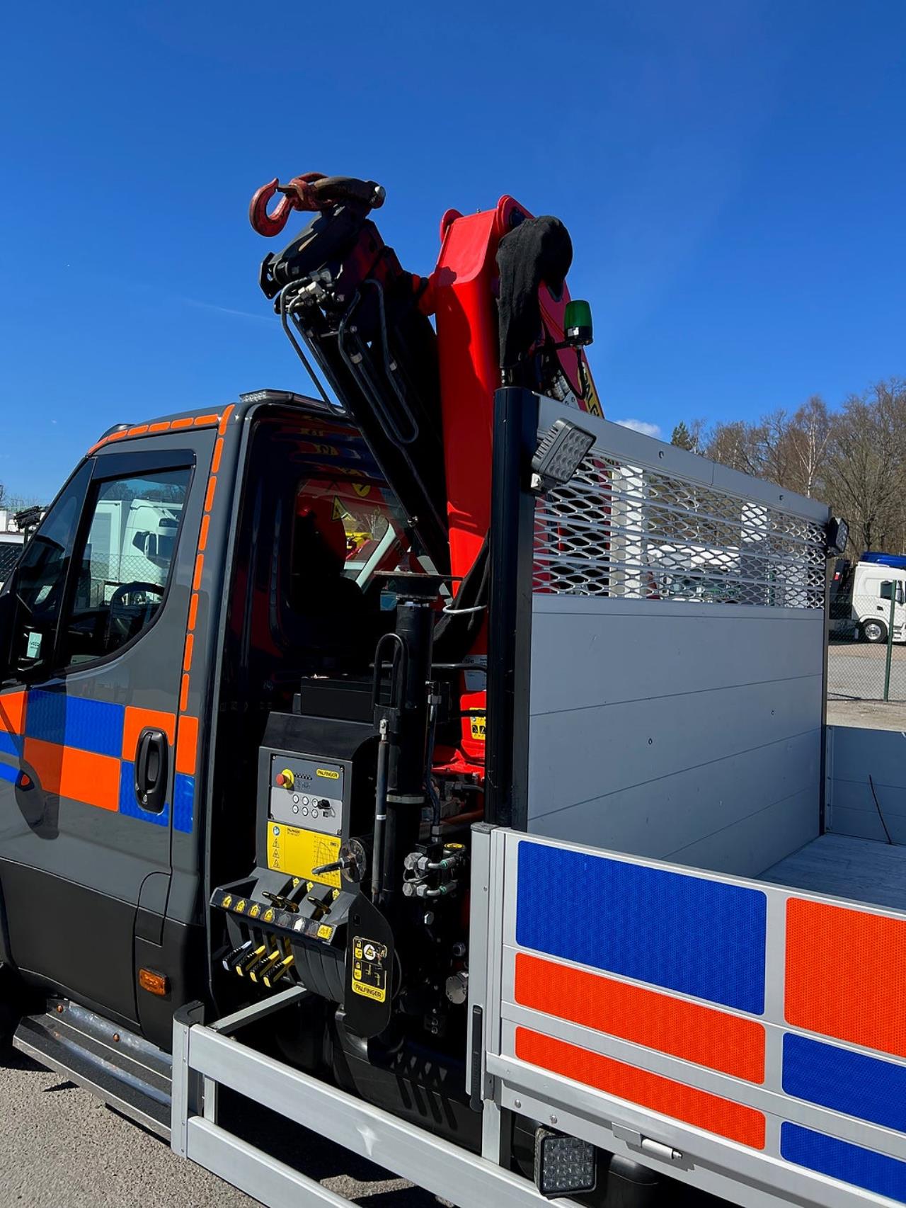 Iveco Daily 72C18 A8 Kranbil Palfinger Kran Fullutrustad 2023 - &Ouml;vrigt