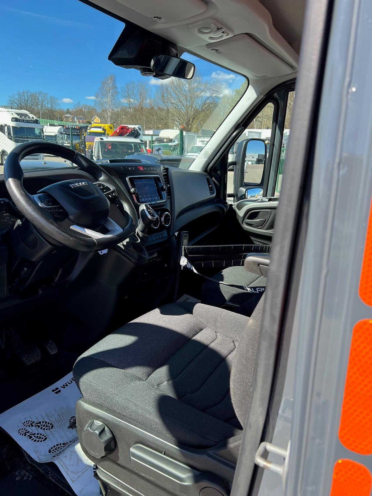 Iveco Daily 72C18 A8 Kranbil Palfinger Kran Fullutrustad 2023 - &Ouml;vrigt