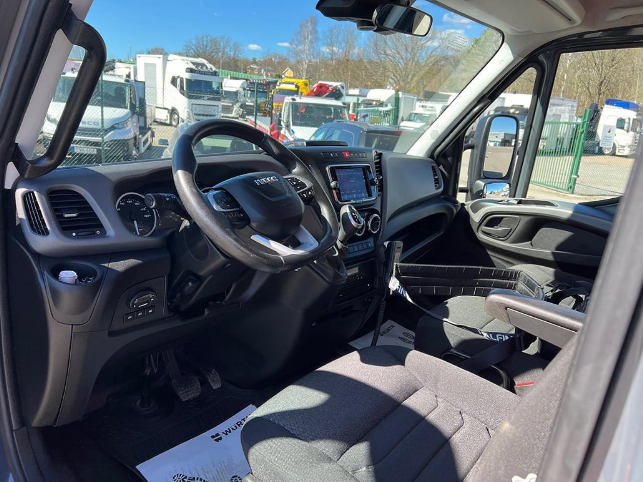 Iveco Daily 72C18 A8 Kranbil Palfinger Kran Fullutrustad 2023 - &Ouml;vrigt