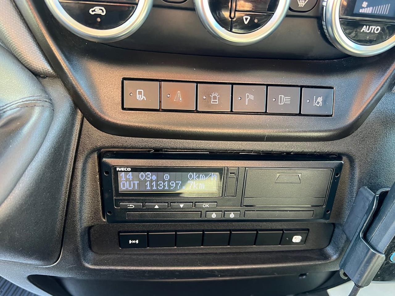 Iveco Daily 72C18 A8 Kranbil Palfinger Kran Fullutrustad 2023 - &Ouml;vrigt