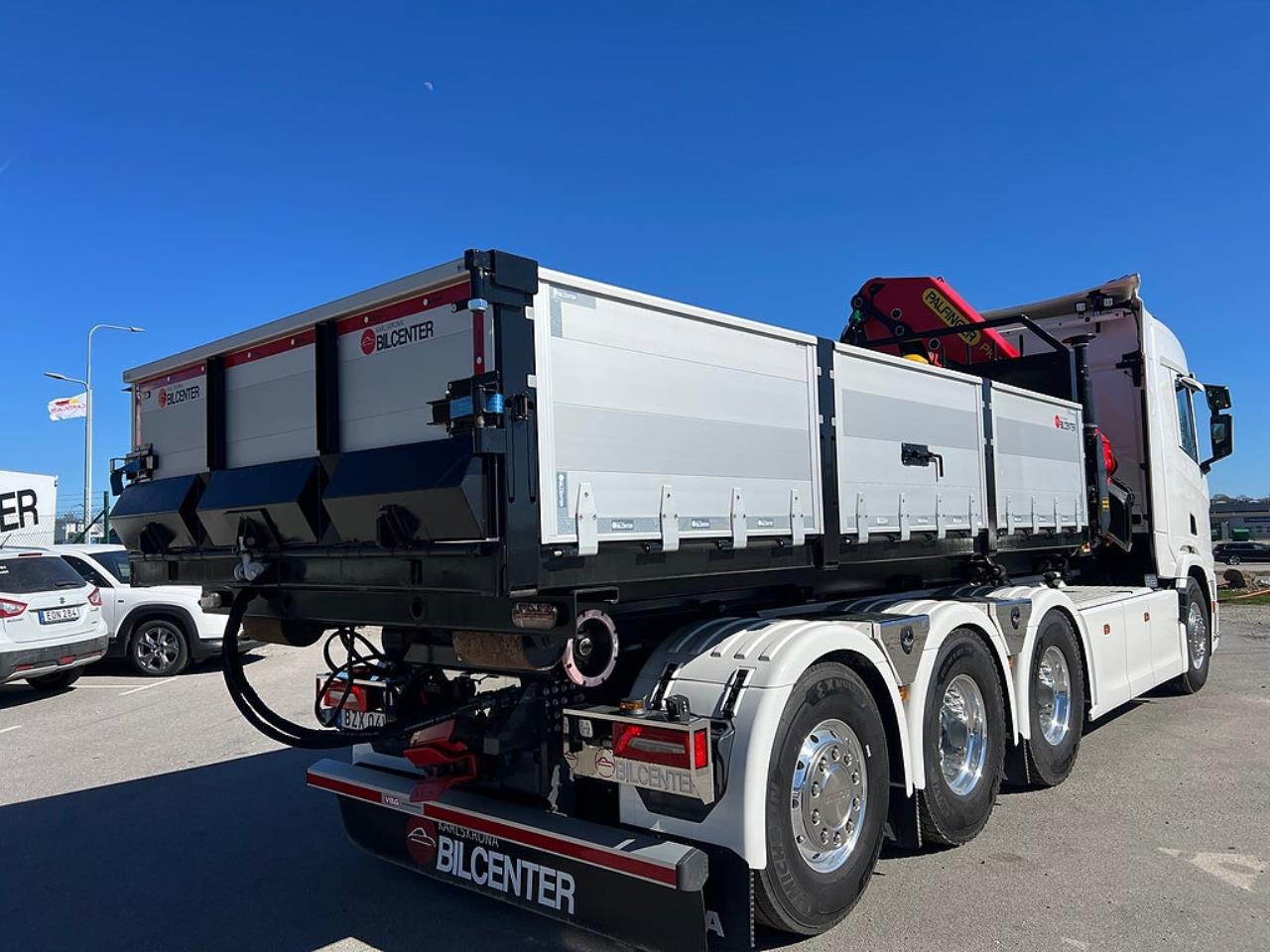 &Ouml;vriga Nytt Kranflak med Tipp & Palfinger 22002 Kran 2026 - &Ouml;vrigt