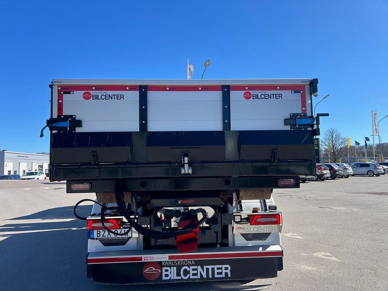 &Ouml;vriga Nytt Kranflak med Tipp & Palfinger 22002 Kran 2026 - &Ouml;vrigt