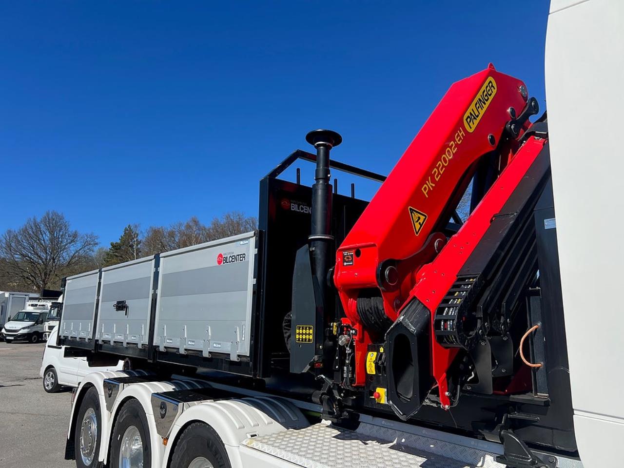 &Ouml;vriga Nytt Kranflak med Tipp & Palfinger 22002 Kran 2026 - &Ouml;vrigt