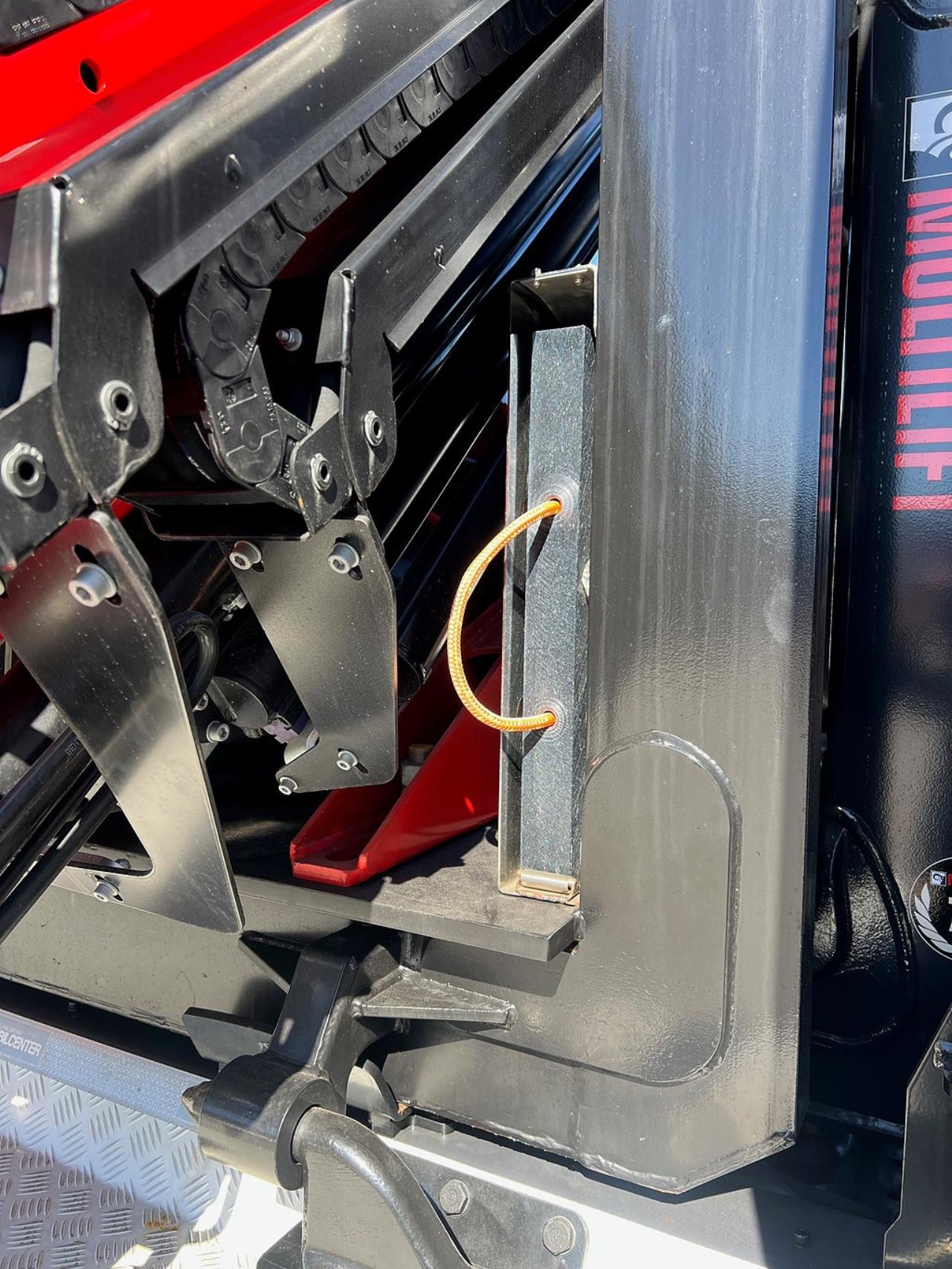 &Ouml;vriga Nytt Kranflak med Tipp & Palfinger 22002 Kran 2026 - &Ouml;vrigt