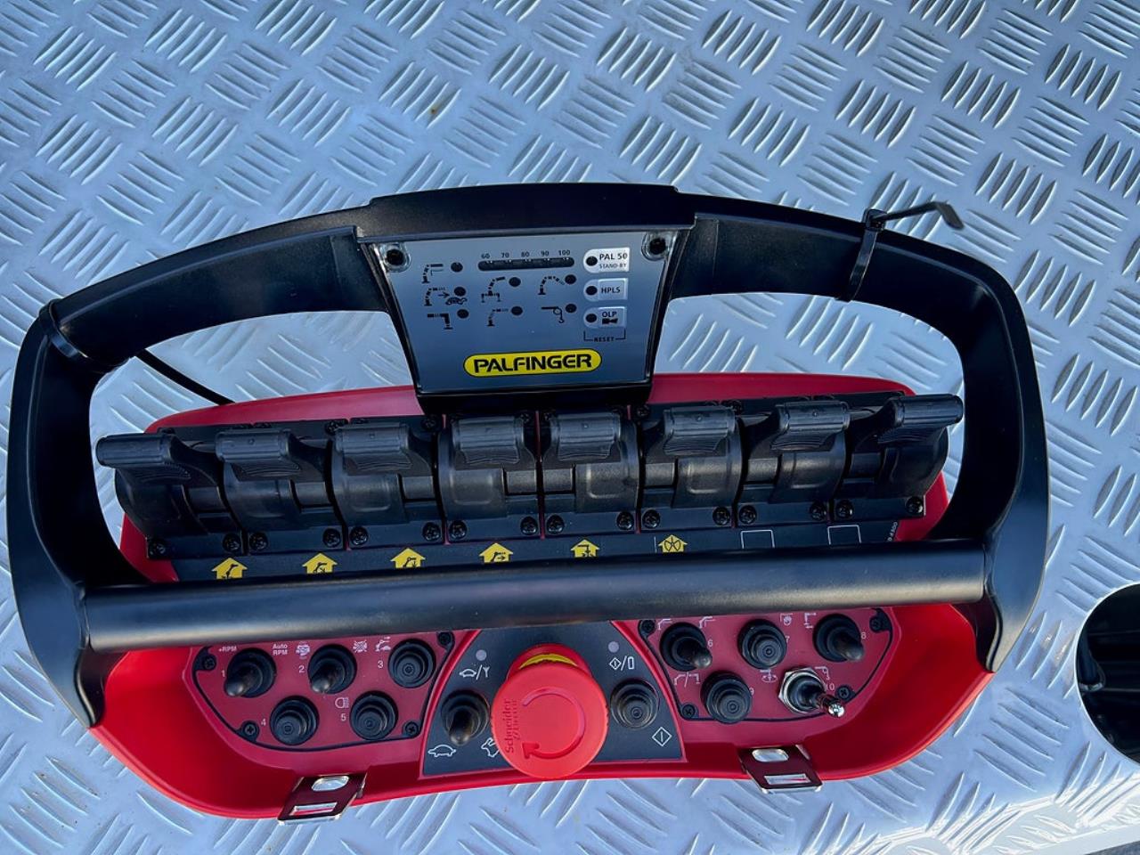 &Ouml;vriga Nytt Kranflak med Tipp & Palfinger 22002 Kran 2026 - &Ouml;vrigt