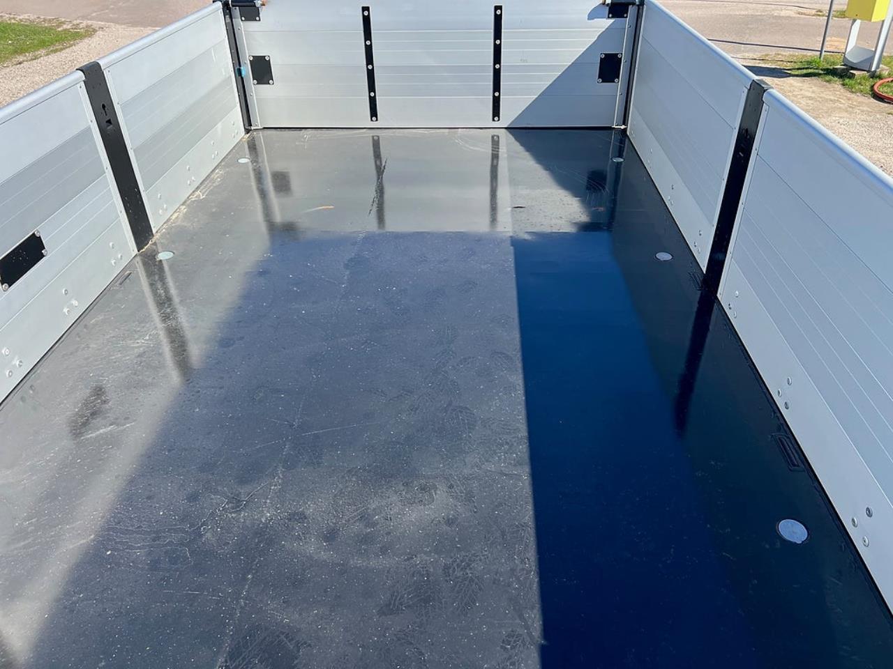 &Ouml;vriga Nytt Kranflak med Tipp & Palfinger 22002 Kran 2026 - &Ouml;vrigt