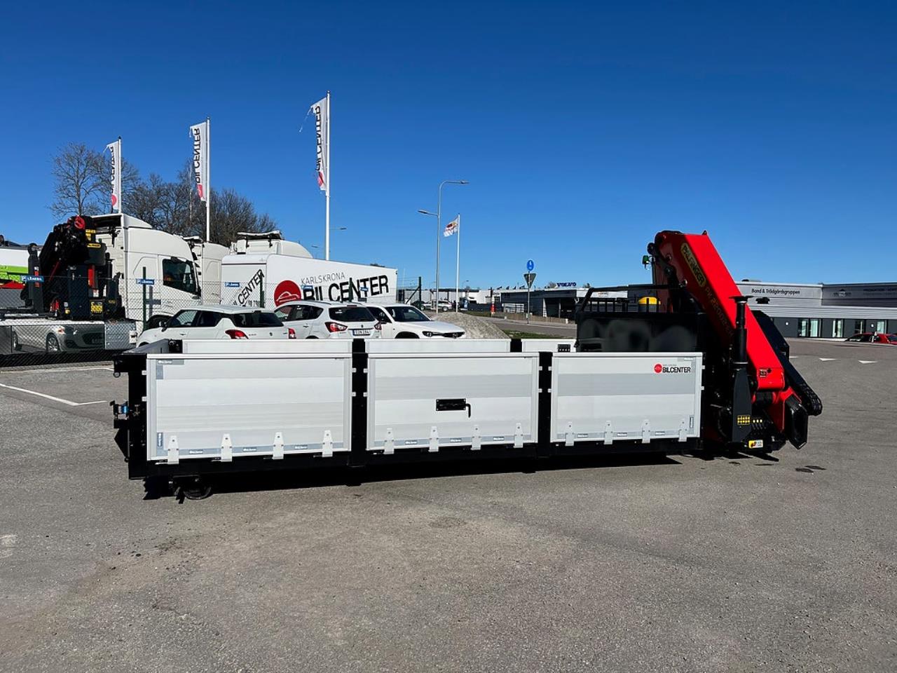 &Ouml;vriga Nytt Kranflak med Tipp & Palfinger 22002 Kran 2026 - &Ouml;vrigt