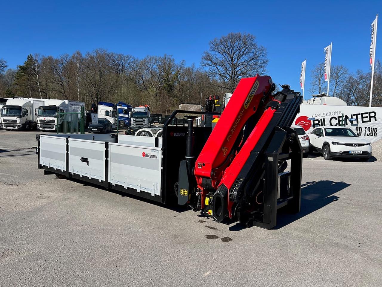 &Ouml;vriga Nytt Kranflak med Tipp & Palfinger 22002 Kran 2026 - &Ouml;vrigt