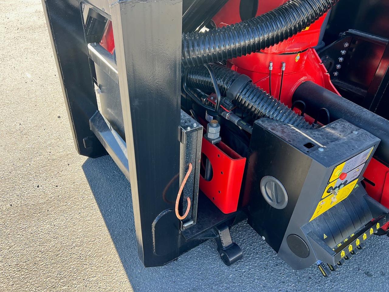 &Ouml;vriga Nytt Kranflak med Tipp & Palfinger 22002 Kran 2026 - &Ouml;vrigt