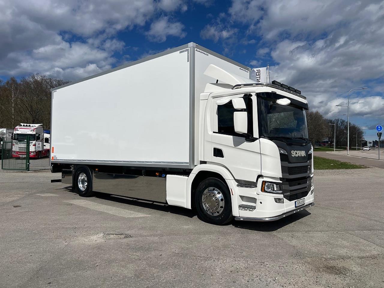 Scania P280 4x2 Sk&aring;pbil &Ouml;ppningsbarsida, *300 Mil* 2022 - Sk&aring;p