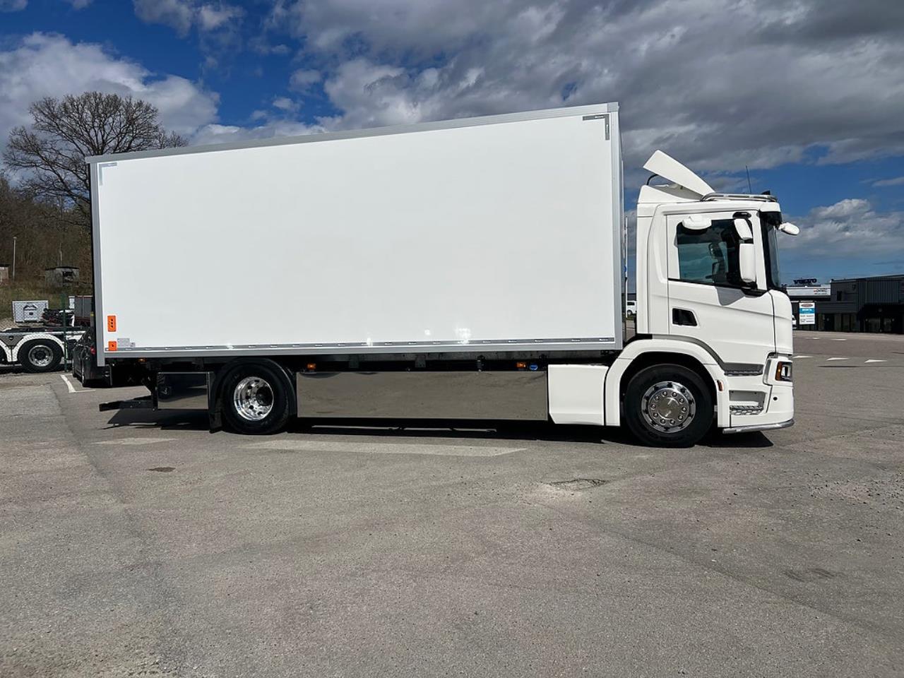 Scania P280 4x2 Sk&aring;pbil &Ouml;ppningsbarsida, *300 Mil* 2022 - Sk&aring;p