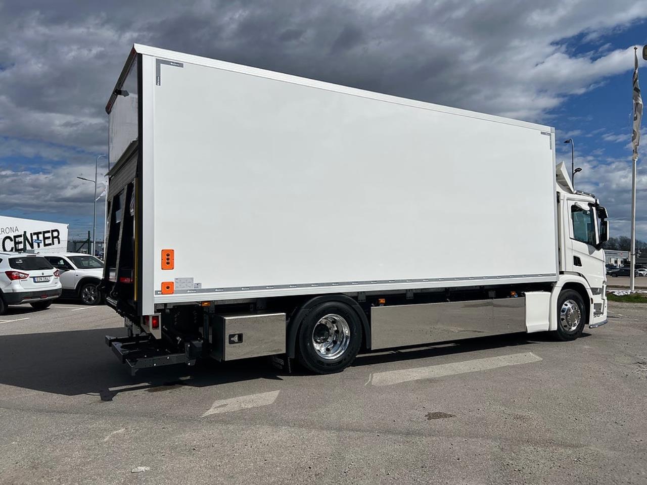 Scania P280 4x2 Sk&aring;pbil &Ouml;ppningsbarsida, *300 Mil* 2022 - Sk&aring;p