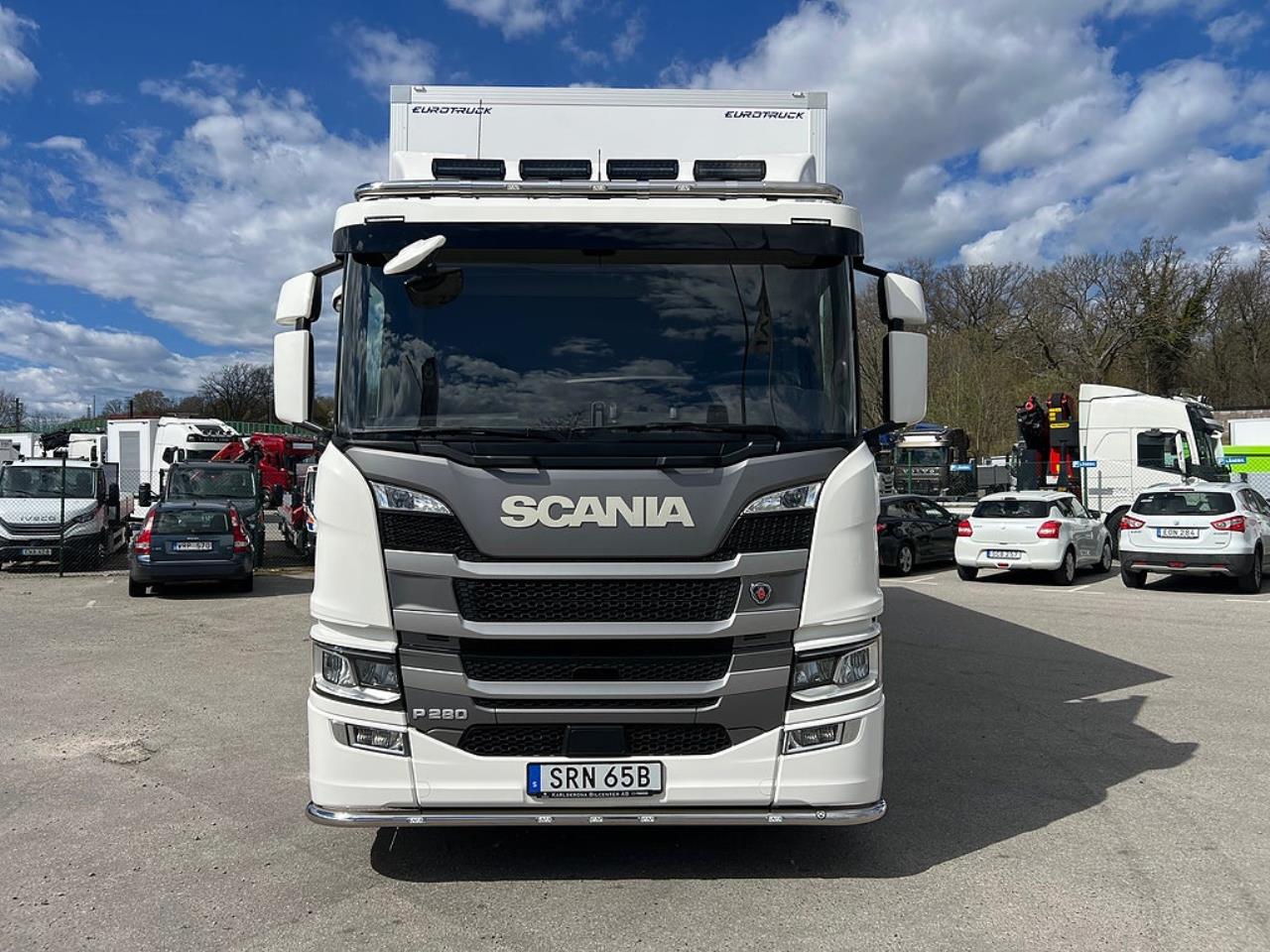 Scania P280 4x2 Sk&aring;pbil &Ouml;ppningsbarsida, *300 Mil* 2022 - Sk&aring;p