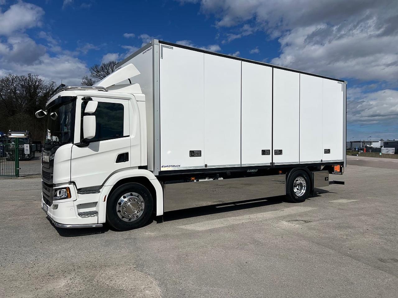 Scania P280 4x2 Sk&aring;pbil &Ouml;ppningsbarsida, *300 Mil* 2022 - Sk&aring;p