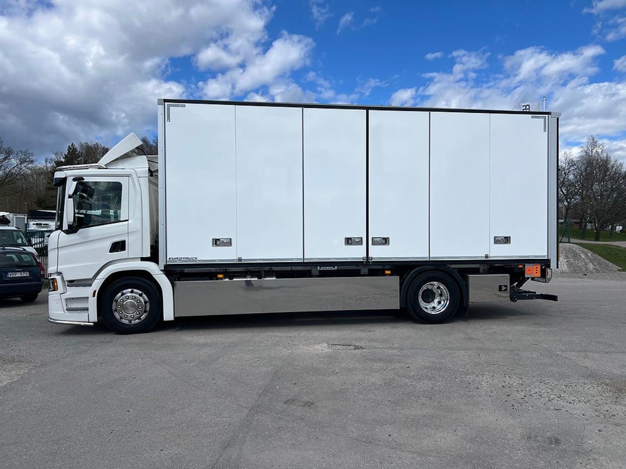 Scania P280 4x2 Sk&aring;pbil &Ouml;ppningsbarsida, *300 Mil* 2022 - Sk&aring;p