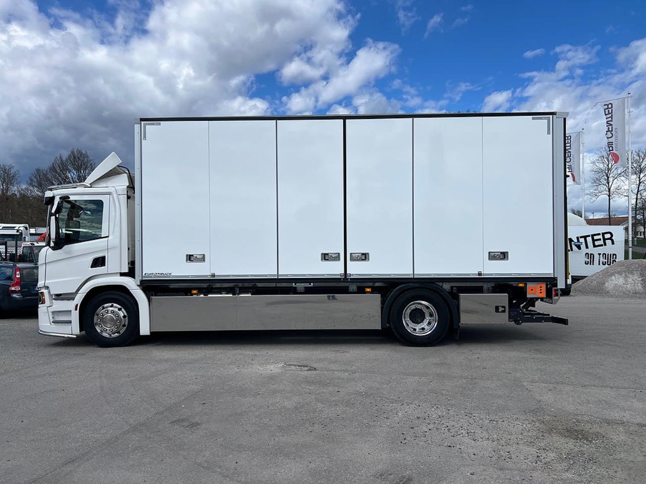 Scania P280 4x2 Sk&aring;pbil &Ouml;ppningsbarsida, *300 Mil* 2022 - Sk&aring;p